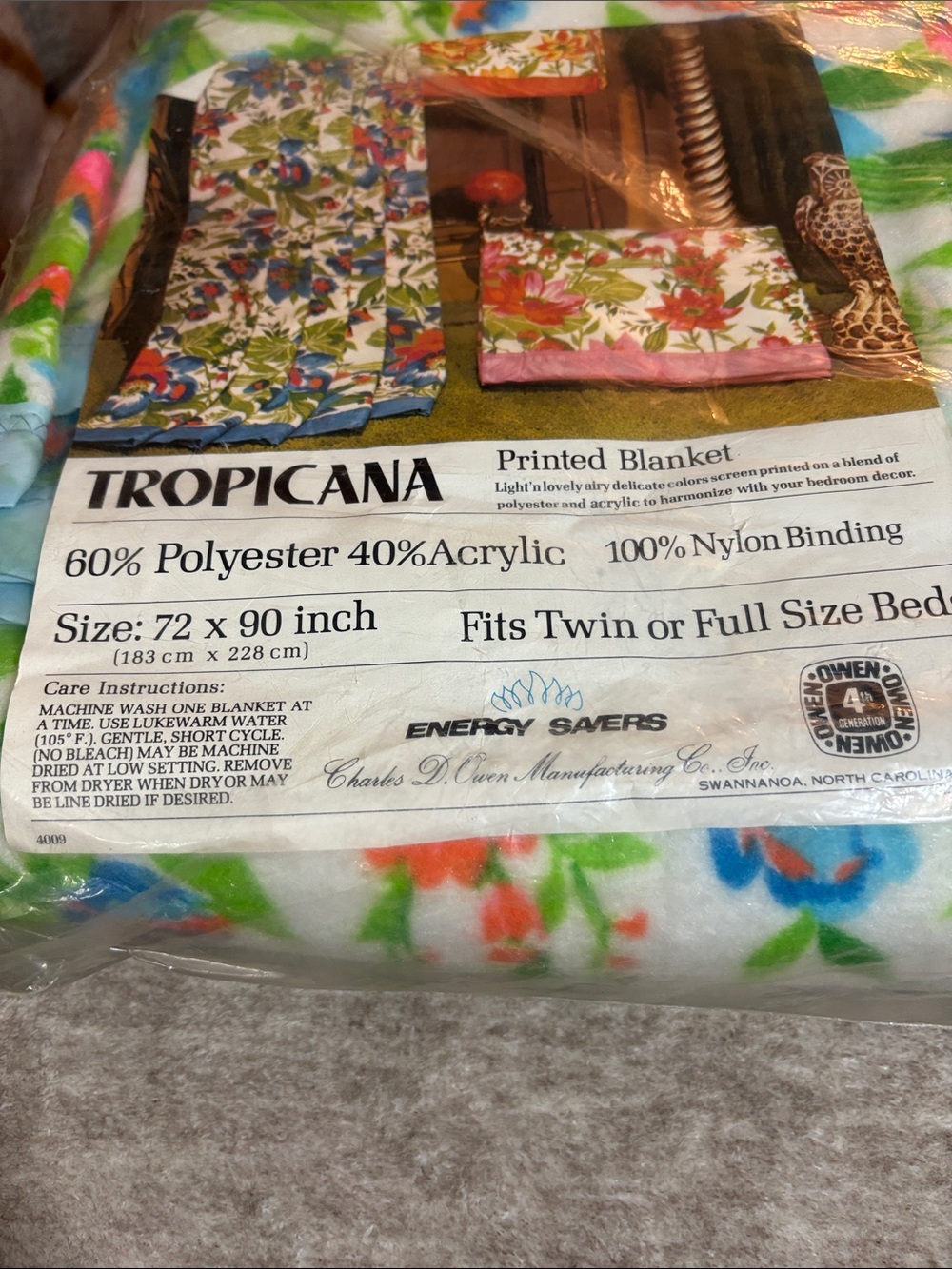 Vintage Tropicana Floral Printed Blanket - Multicolor. Light lovely delicate.